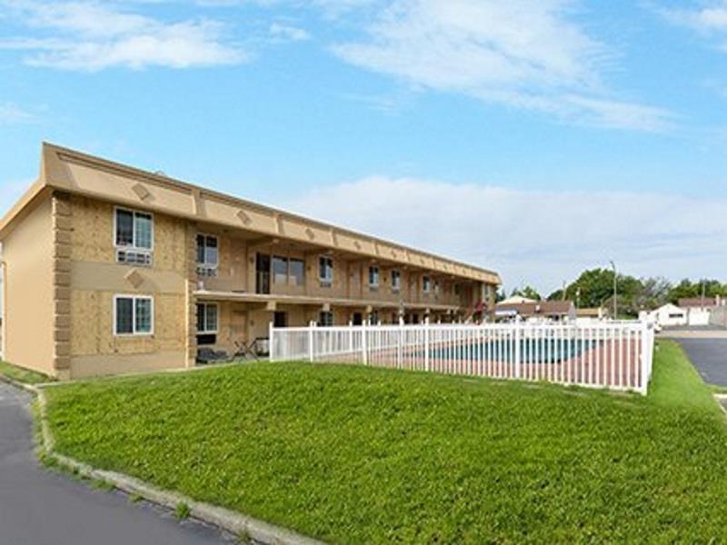 Rodeway Inn Saint Joseph Eksteriør billede