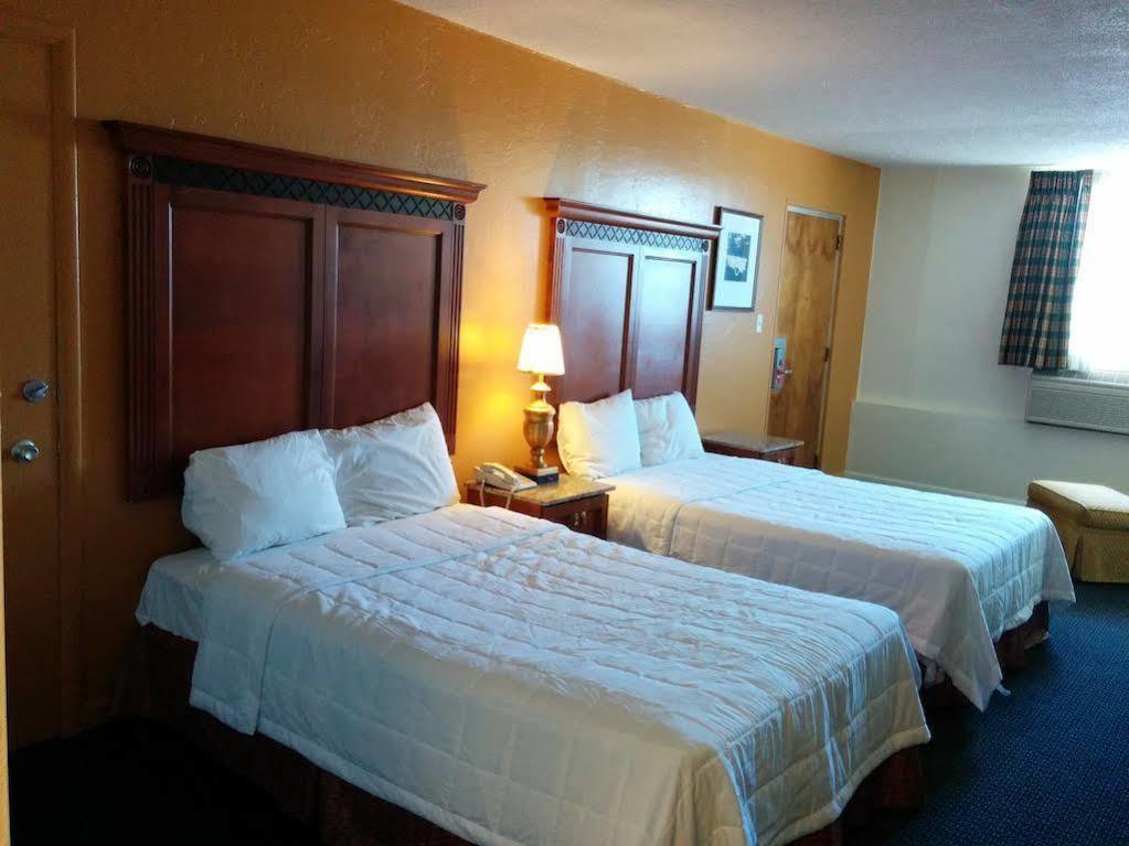 Rodeway Inn Saint Joseph Eksteriør billede